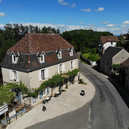 La Petite Auberge Carennac Bagian luar foto